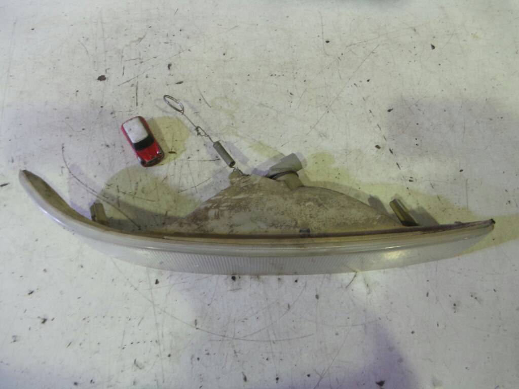 OPEL Corsa B (1993-2000) Front Right Fender Turn Signal BLANCO 19002790