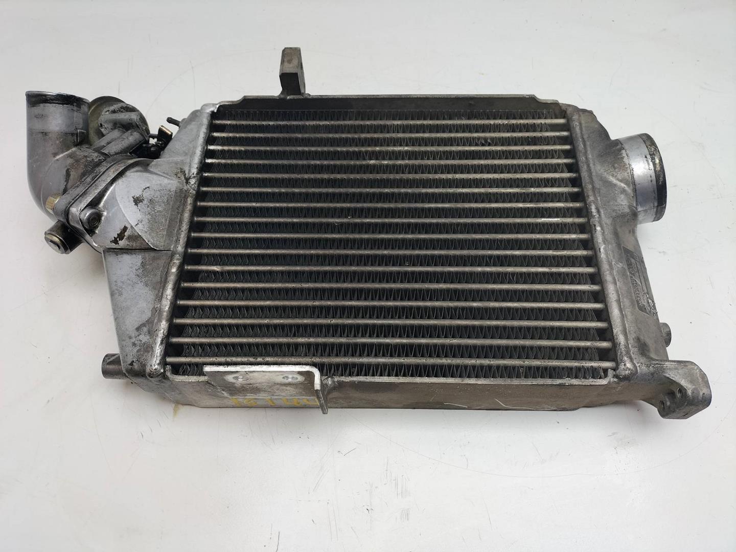 ISUZU Trooper 1 generation (2002-2012) Radiateur de refroidisseur intermédiaire 8943824, TOKYORADIATOR 19221604