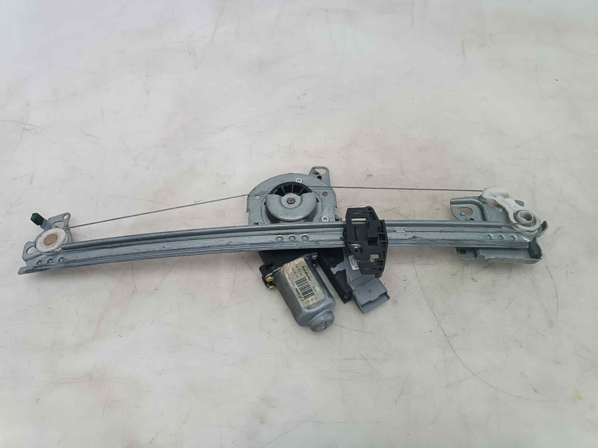 CHEVROLET Front Right Door Window Regulator 400618F,400618F 25915583