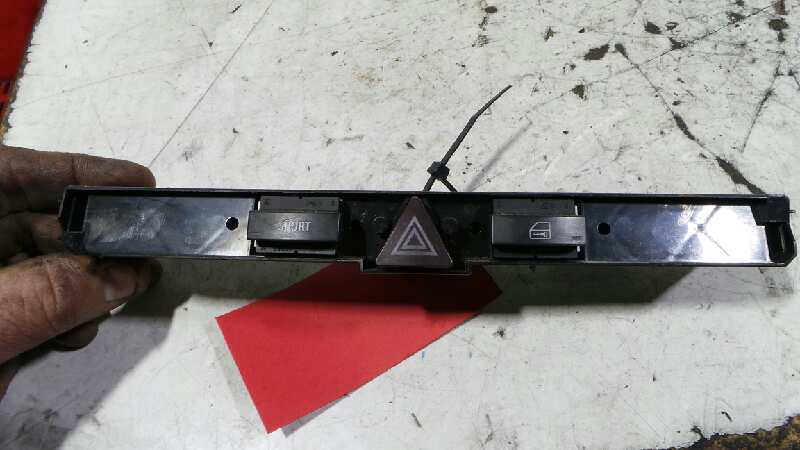 OPEL Astra H (2004-2014) Hazard button 13100107, 13100107 18841334