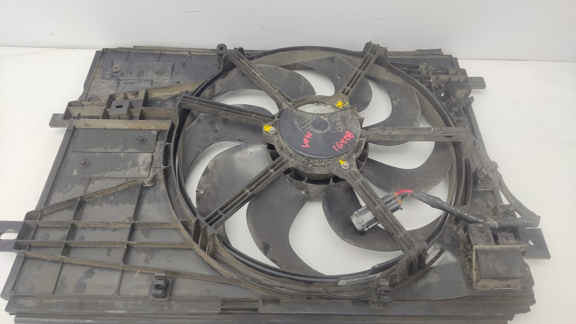 CITROËN C4 Picasso 2 generation (2013-2018) Difūzoriaus ventiliatorius 9806313280 24581983