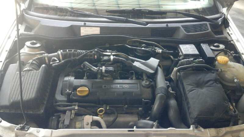 OPEL Astra H (2004-2014) Verrouillage du coffre du hayon 24579487