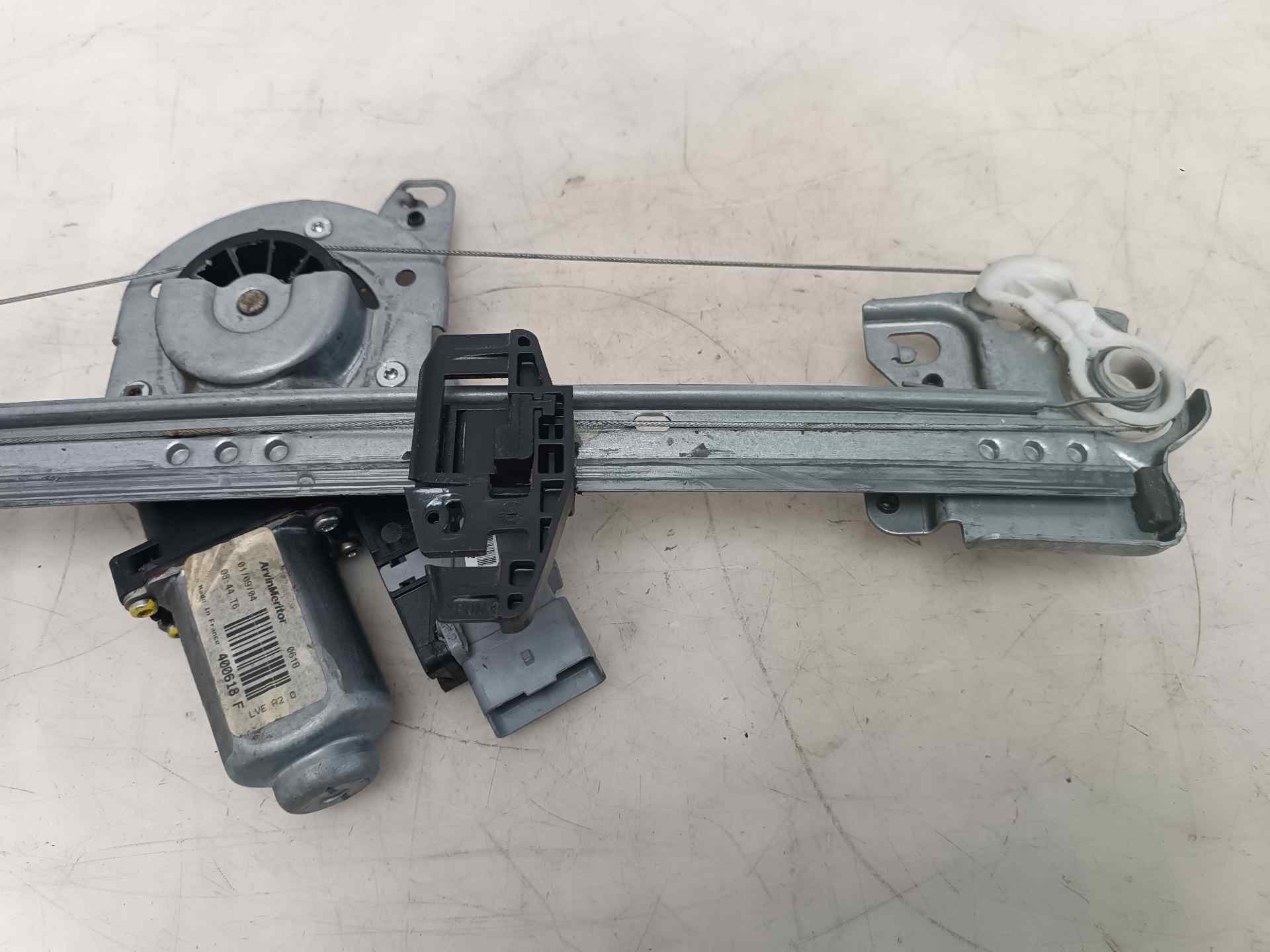 CHEVROLET Front Right Door Window Regulator 400618F,400618F 25915583