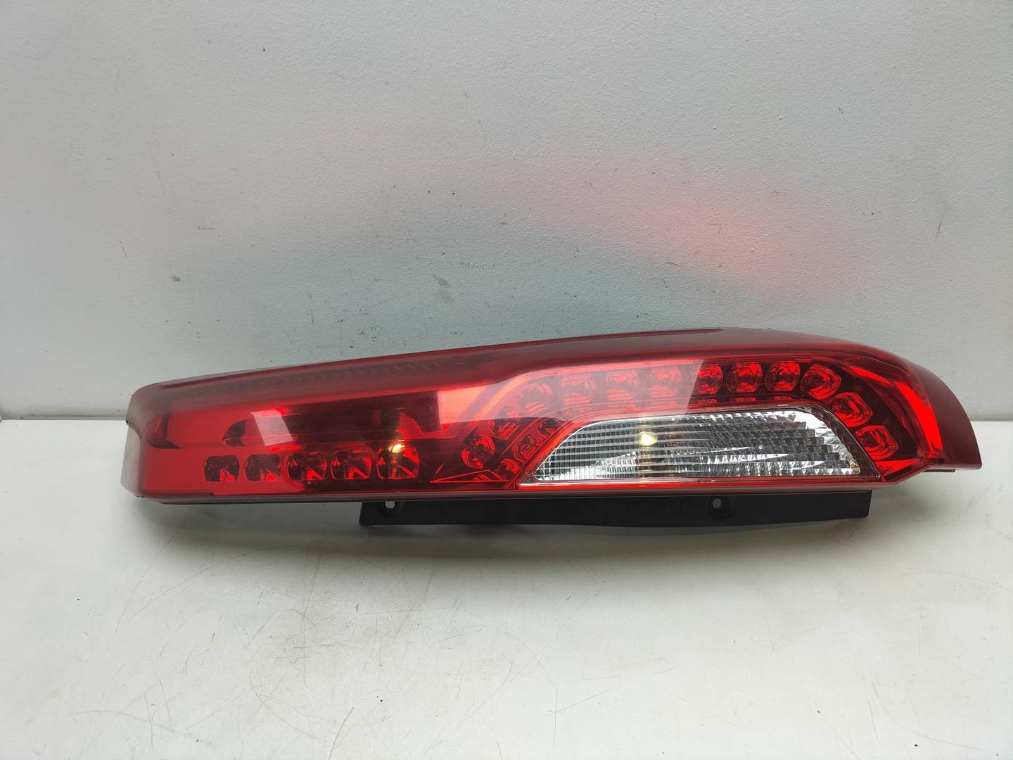 DODGE X-Trail T31 (2007-2014) Rear Right Taillight Lamp WY21W 19222806