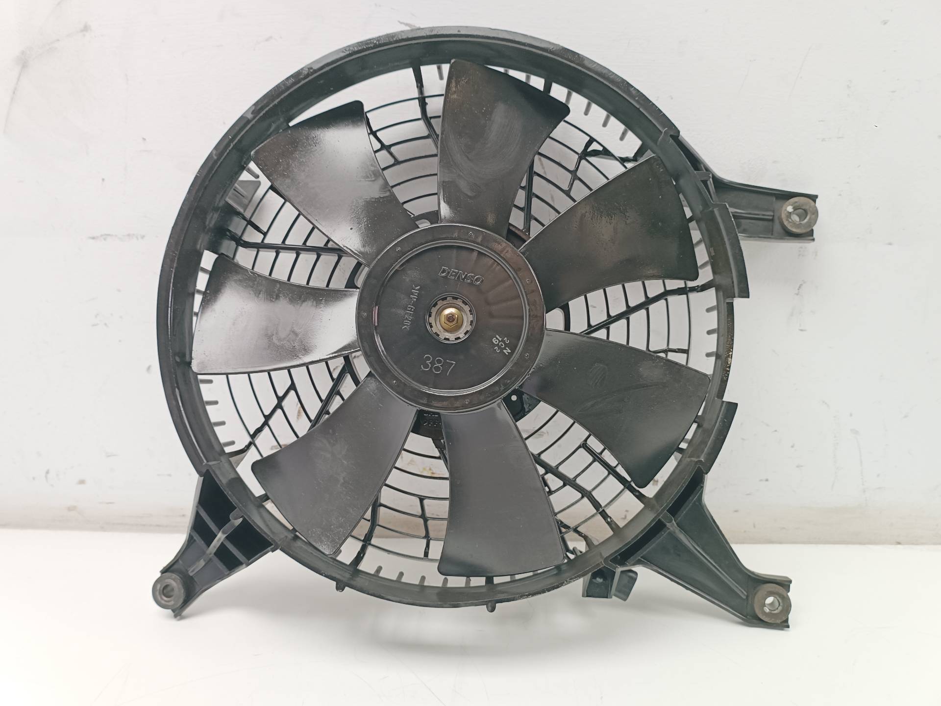 MITSUBISHI Pajero 3 generation (1999-2006) Difūzoriaus ventiliatorius 0227403852, 0227403852, MR500911 24583388