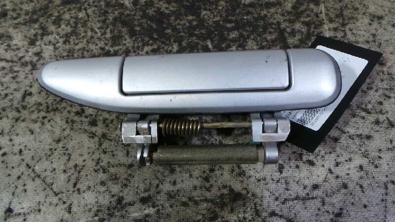 NISSAN Primera P11 (1996-2002) Front Right Door Exterior Handle 18925756