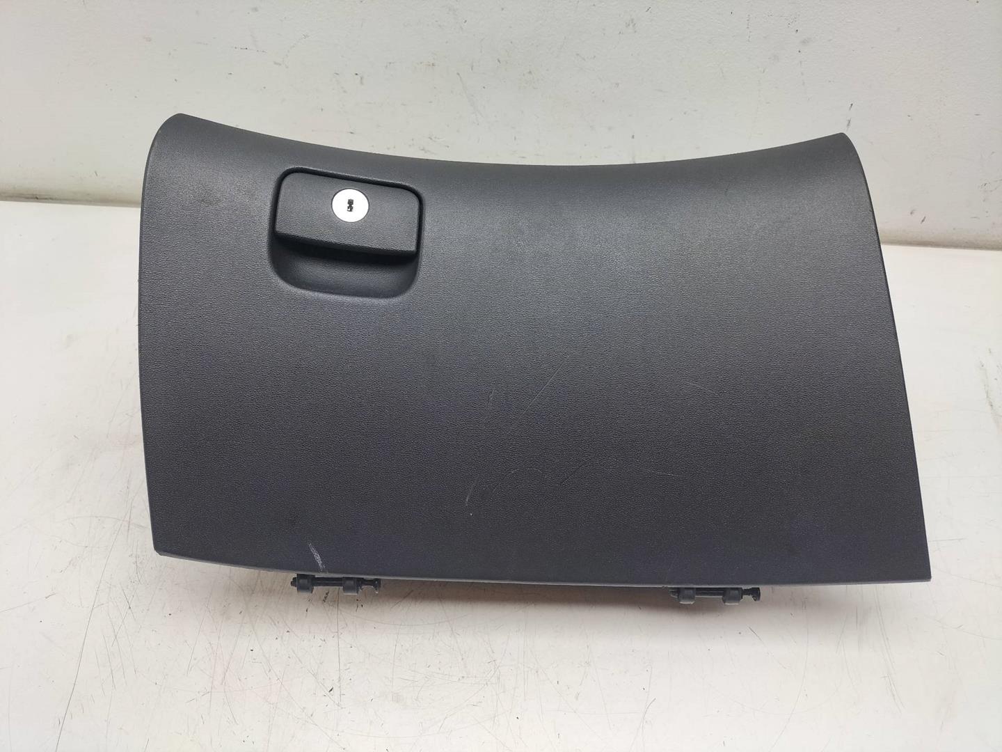 HYUNDAI i30 GD (2 generation) (2012-2017) Glove Box 19281678