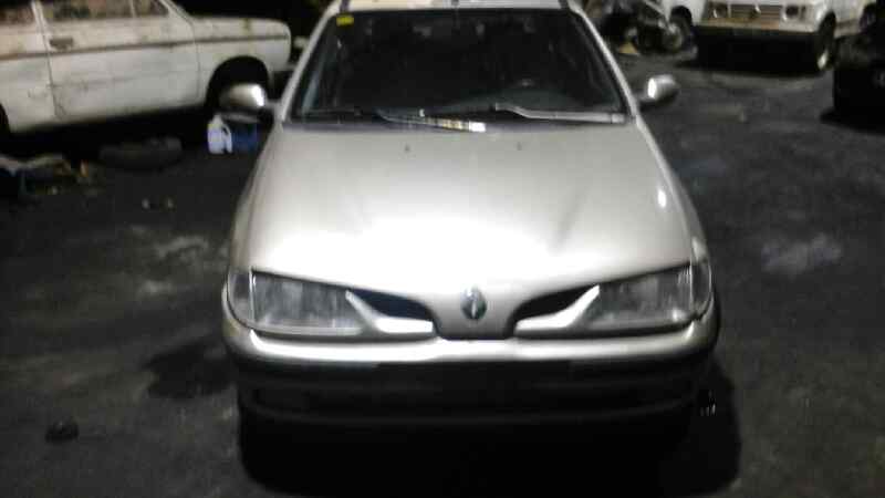 RENAULT Megane 1 generation (1995-2003) Kondicionieriaus siurblys (kompresorius) 7700105765, 5309 24578983