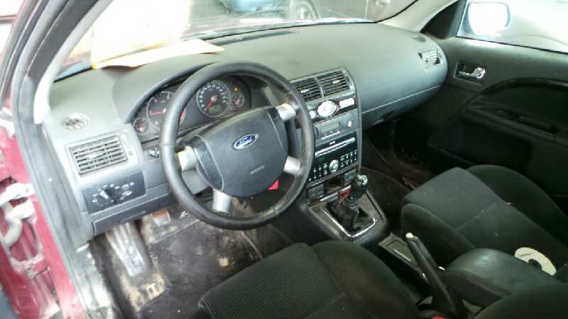 FORD Mondeo 3 generation (2000-2007) Cadru mâner interior ușă stânga față 18856310