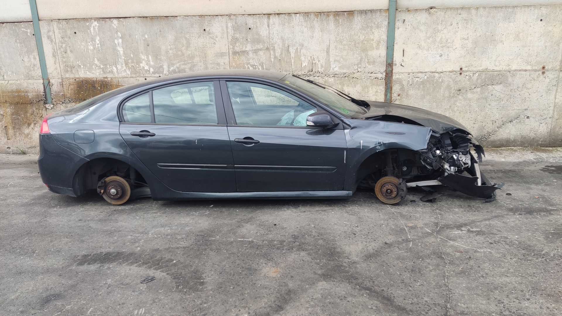 RENAULT Laguna 3 generation (2007-2015) Bal hátsó ajtó külső fogantyúja 226526 19281082