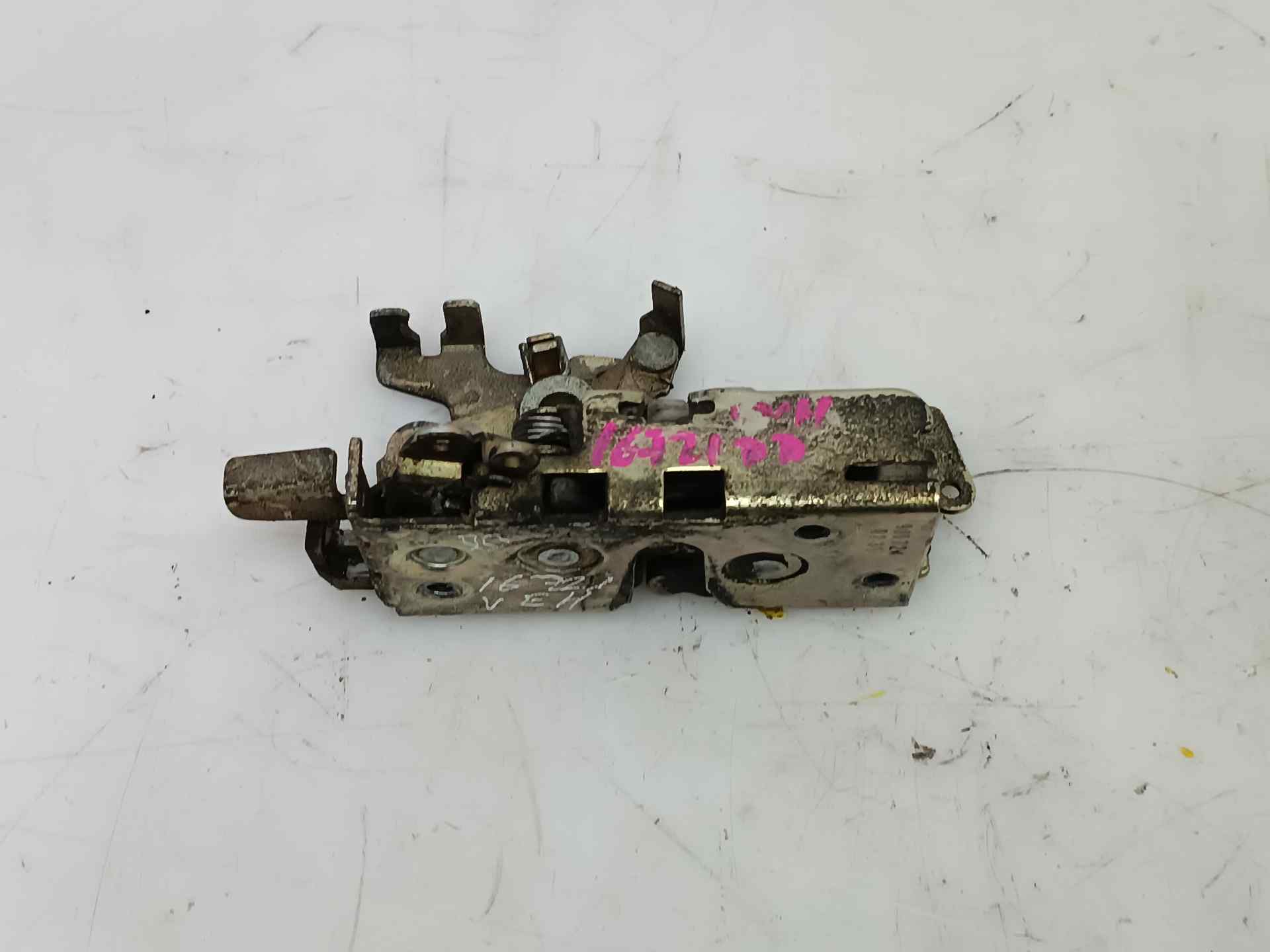 VOLKSWAGEN LT 2 generation (1996-2006) Front Right Door Lock 9017200235,9017200235 25915200