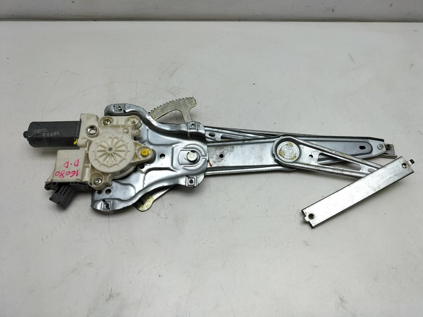 TOYOTA Avensis 2 generation (2002-2009) Front Right Door Window Regulator 6981005050, 6PINES, 992046100 19030536