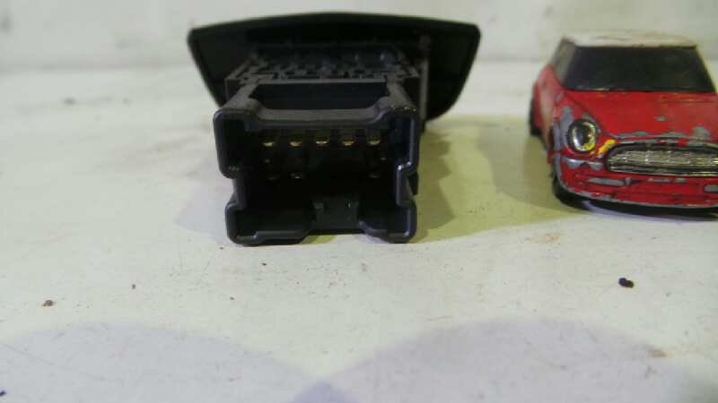 HONDA Primera P12 (2001-2008) Hazard button 06016,8PINES 19132365