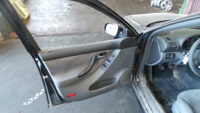 NISSAN Leon 1 generation (1999-2005) Замок крышки багажника 3B9827505C,3PINES 19111944