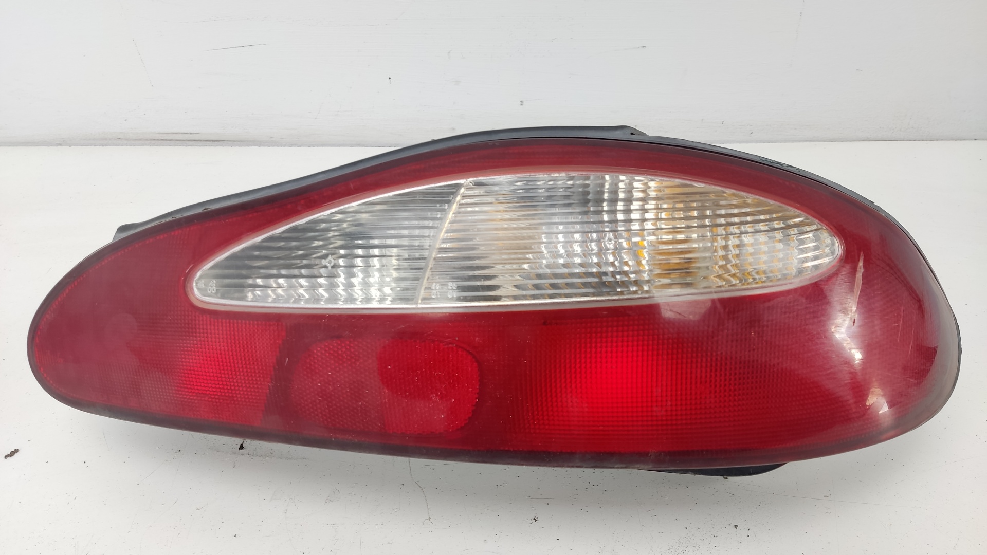 HYUNDAI RD (1 generation) (1996-2002) Rear Right Taillight Lamp 9240227020 24582364