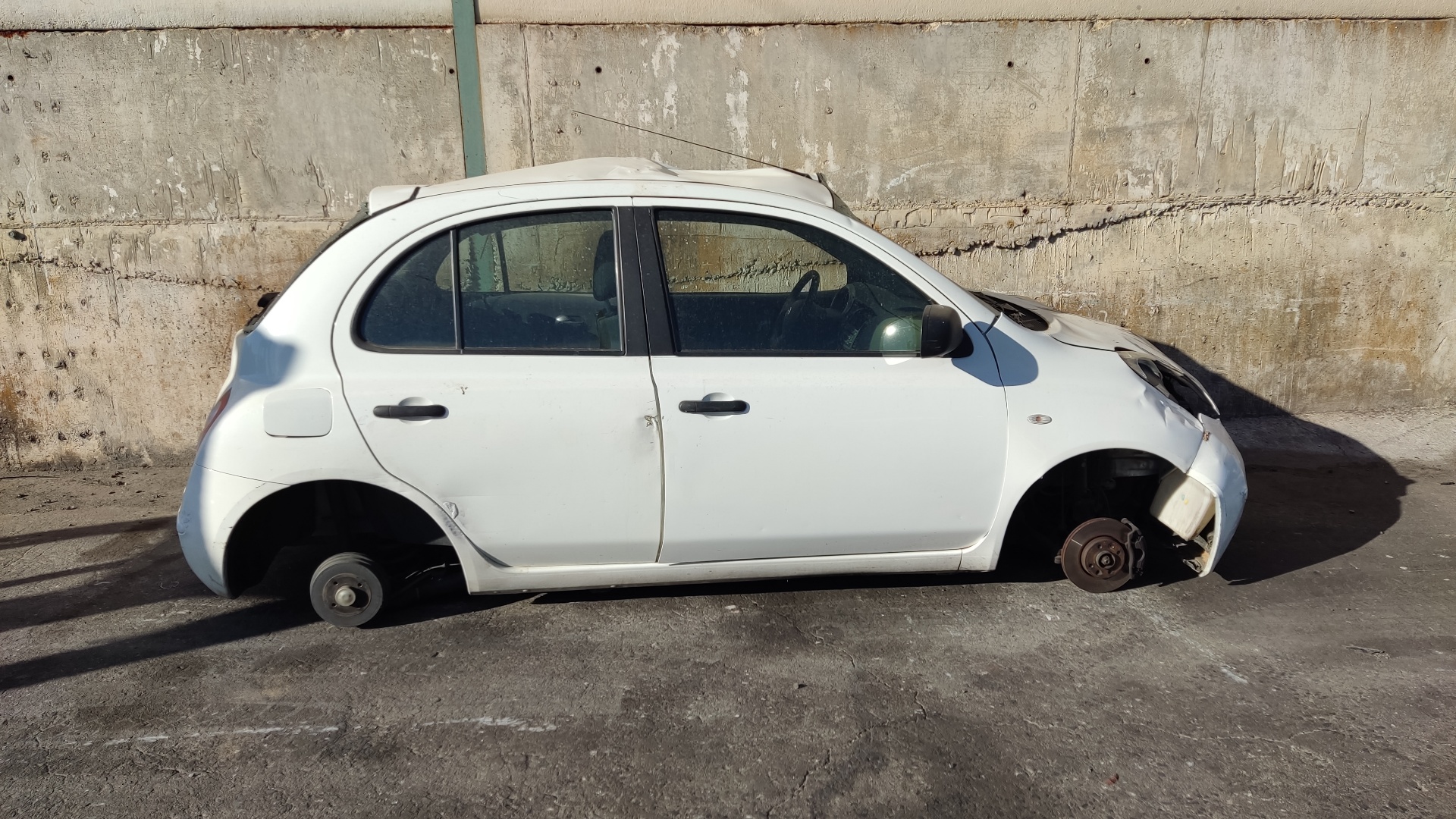 SEAT Micra K12 (2002-2010) Labais aizmugures iekšējais atvēršanas rokturis 5010800006 21072908