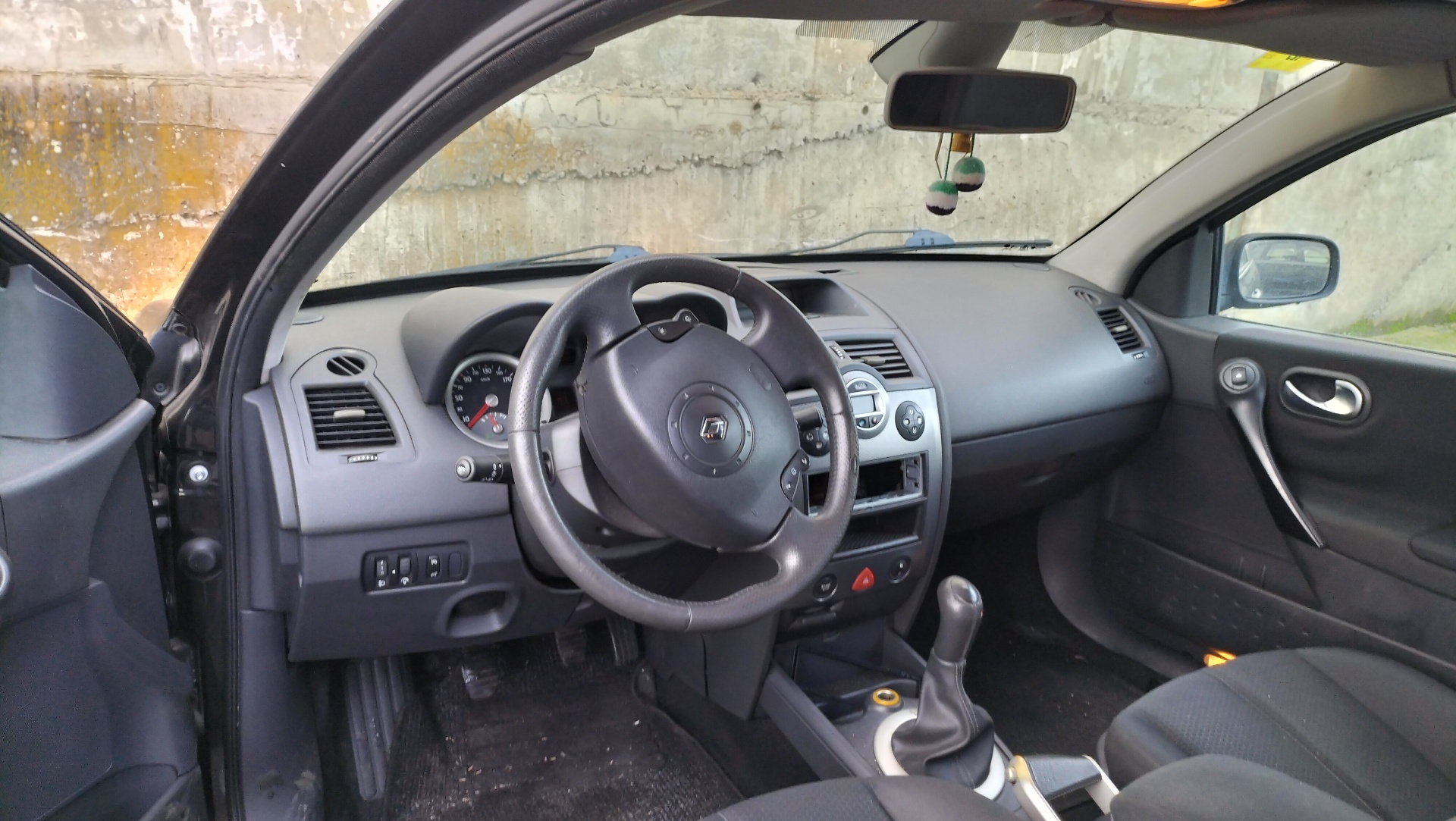 VAUXHALL Megane 2 generation (2002-2012) Első lökhárító 8200113652, 8200113652 24582510