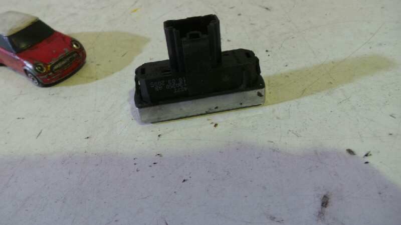 FORD Mondeo 3 generation (2000-2007) Hazard button 4S7T13A350AB 19136390