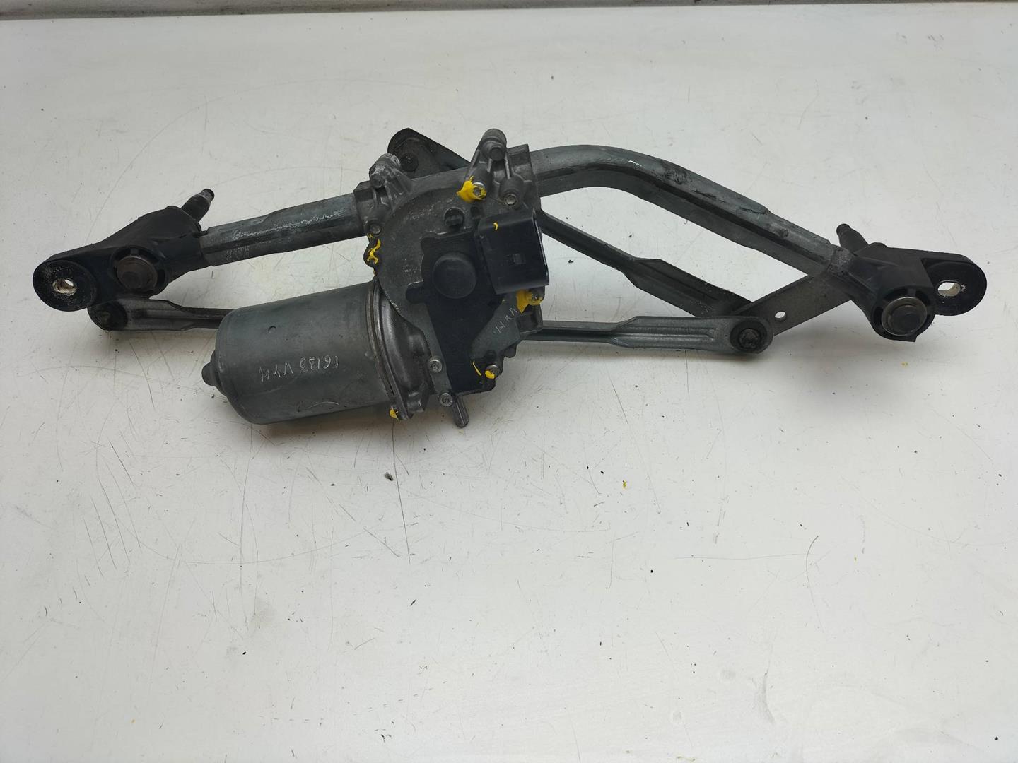 ALFA ROMEO MiTo 955 (2008-2020) Front Windshield Wiper Mechanism 5279F, W09106, VALEO 19225671