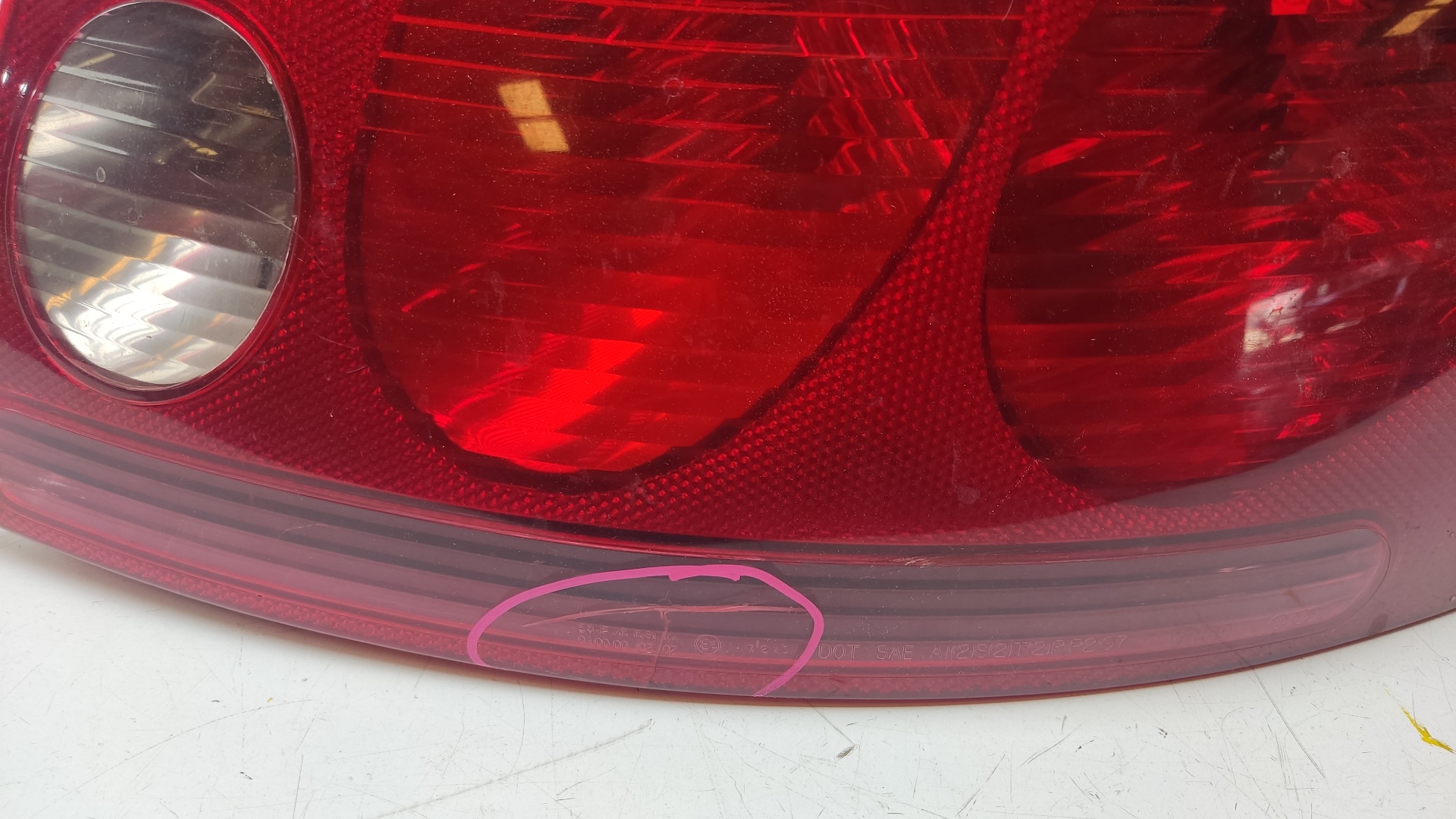 AUDI TT 8N (1998-2006) Rear Right Taillight Lamp 24581264