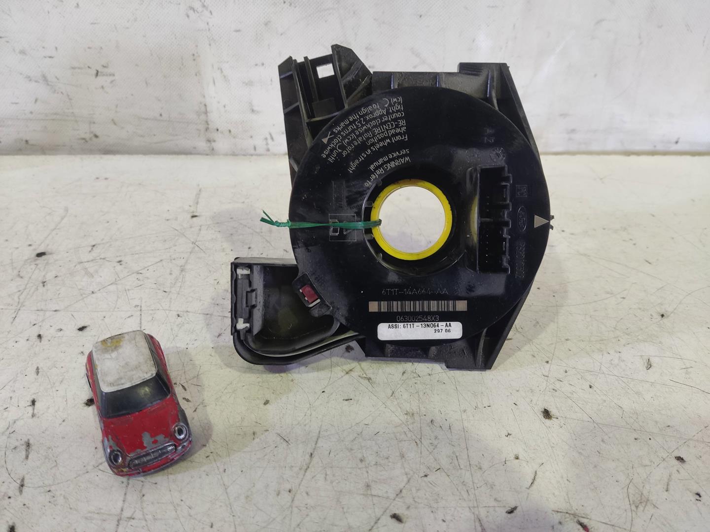 FORD Tourneo Connect 1 generation (2002-2013) Steering Wheel Slip Ring Squib 6T1T13N064AA 19157734