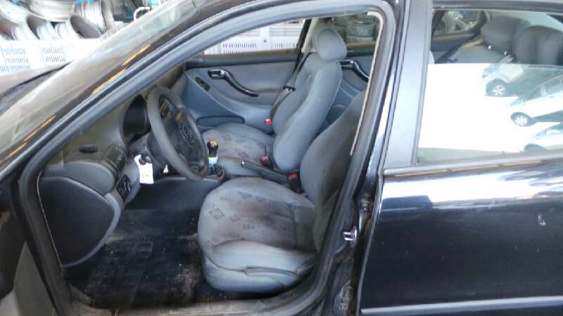 NISSAN Leon 1 generation (1999-2005) Замок крышки багажника 3B9827505C,3PINES 19111944