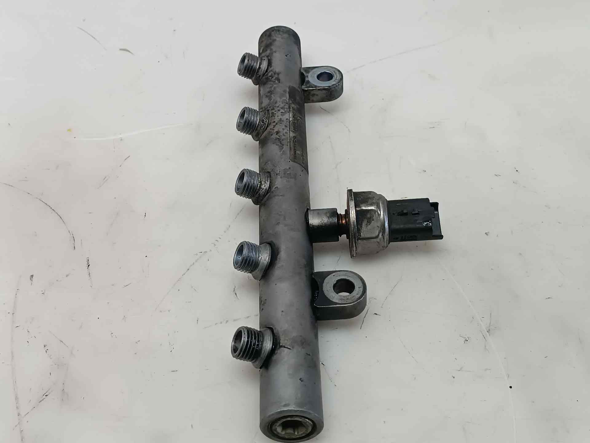 VAUXHALL Fuel Rail 9645689580, 9645689580, 5WS40041 24584551