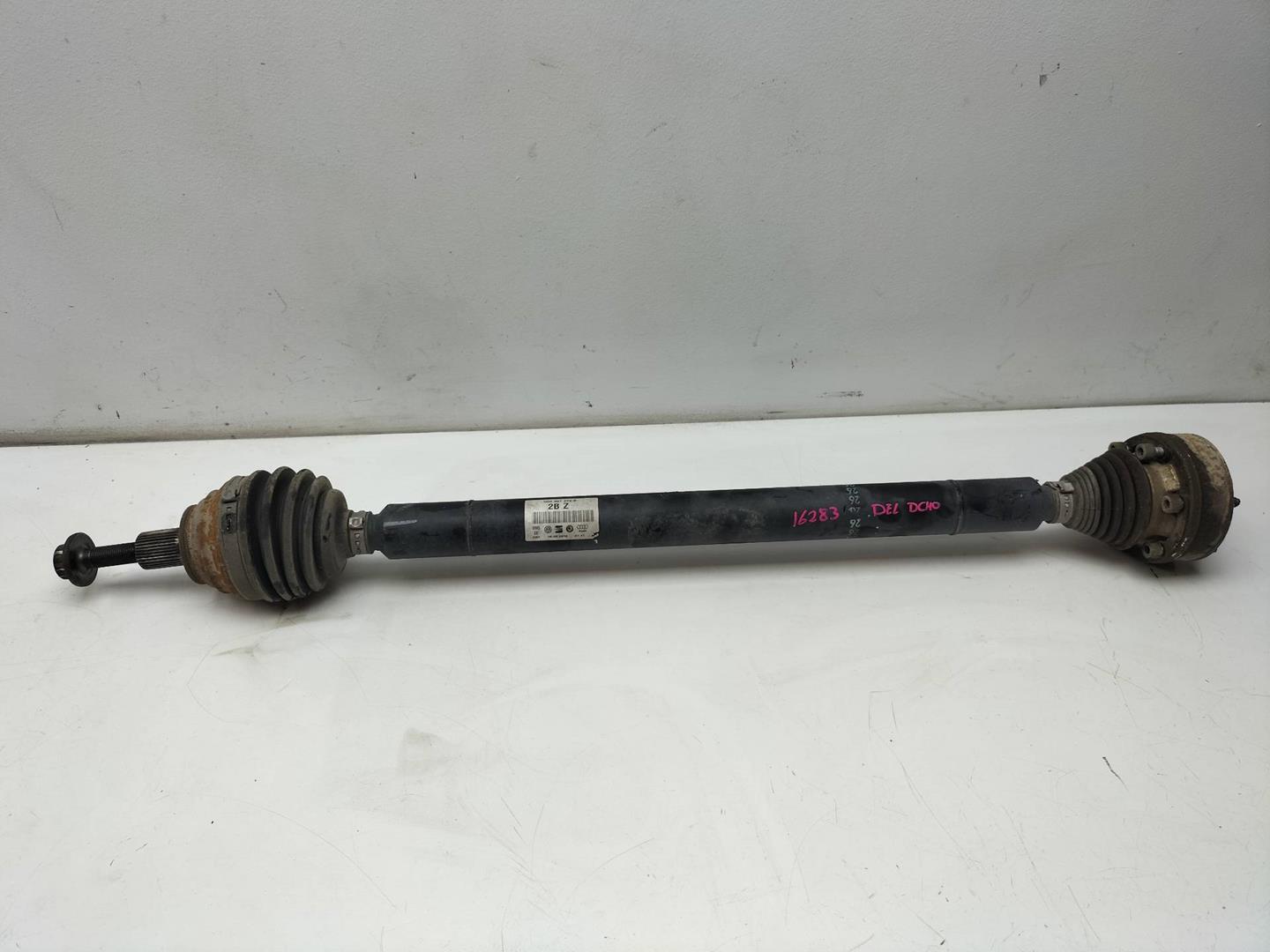 SEAT Leon 3 generation (2012-2020) Front Right Driveshaft 5Q0407272B 20616594