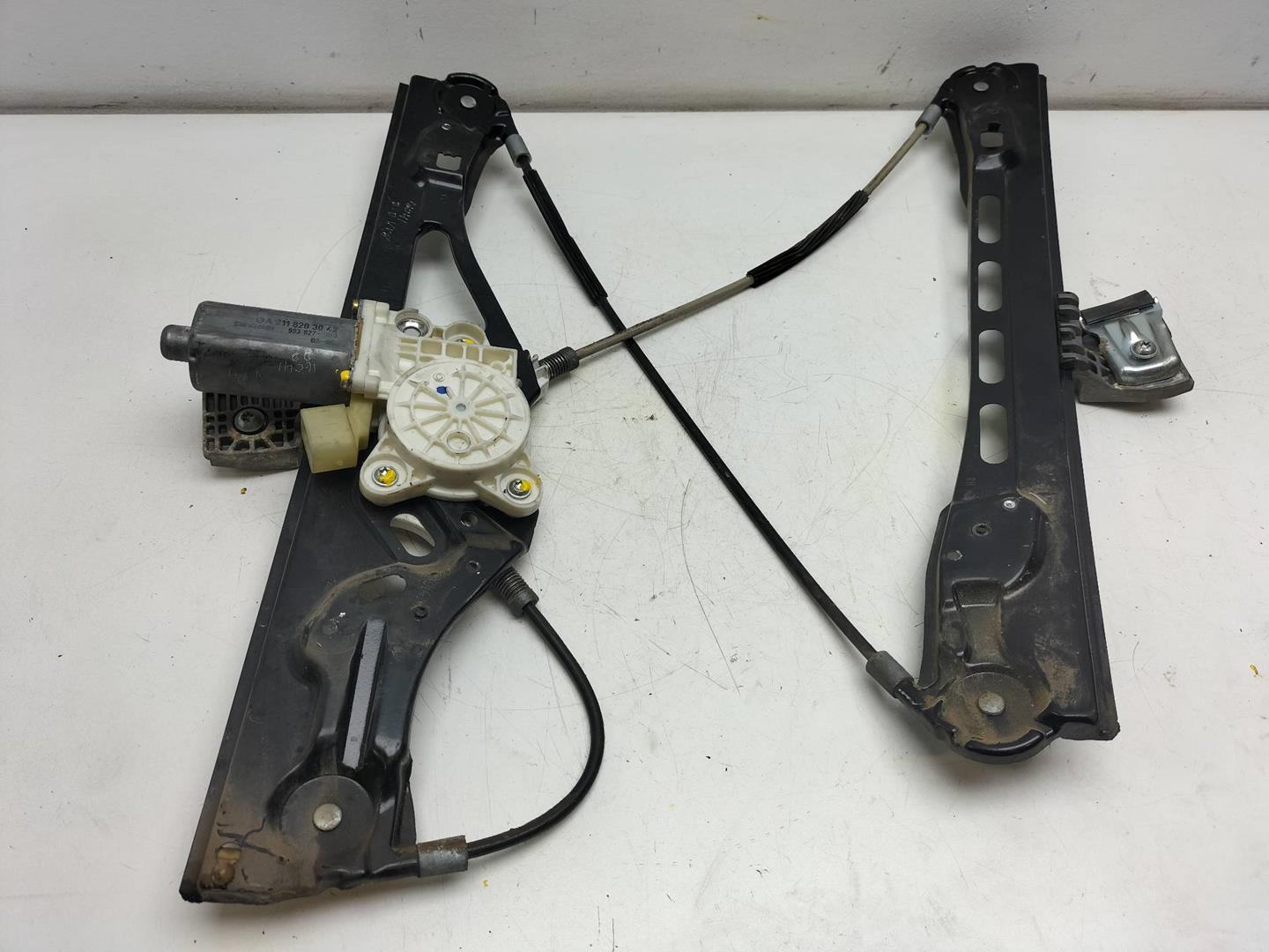 MERCEDES-BENZ E-Class W211/S211 (2002-2009) Front Right Door Window Regulator A2118203042 19215363