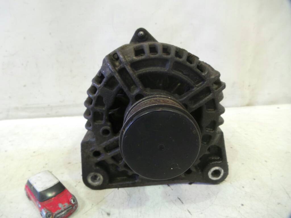 CHEVROLET Clio 3 generation (2005-2012) Генератор 8200390675 19154598