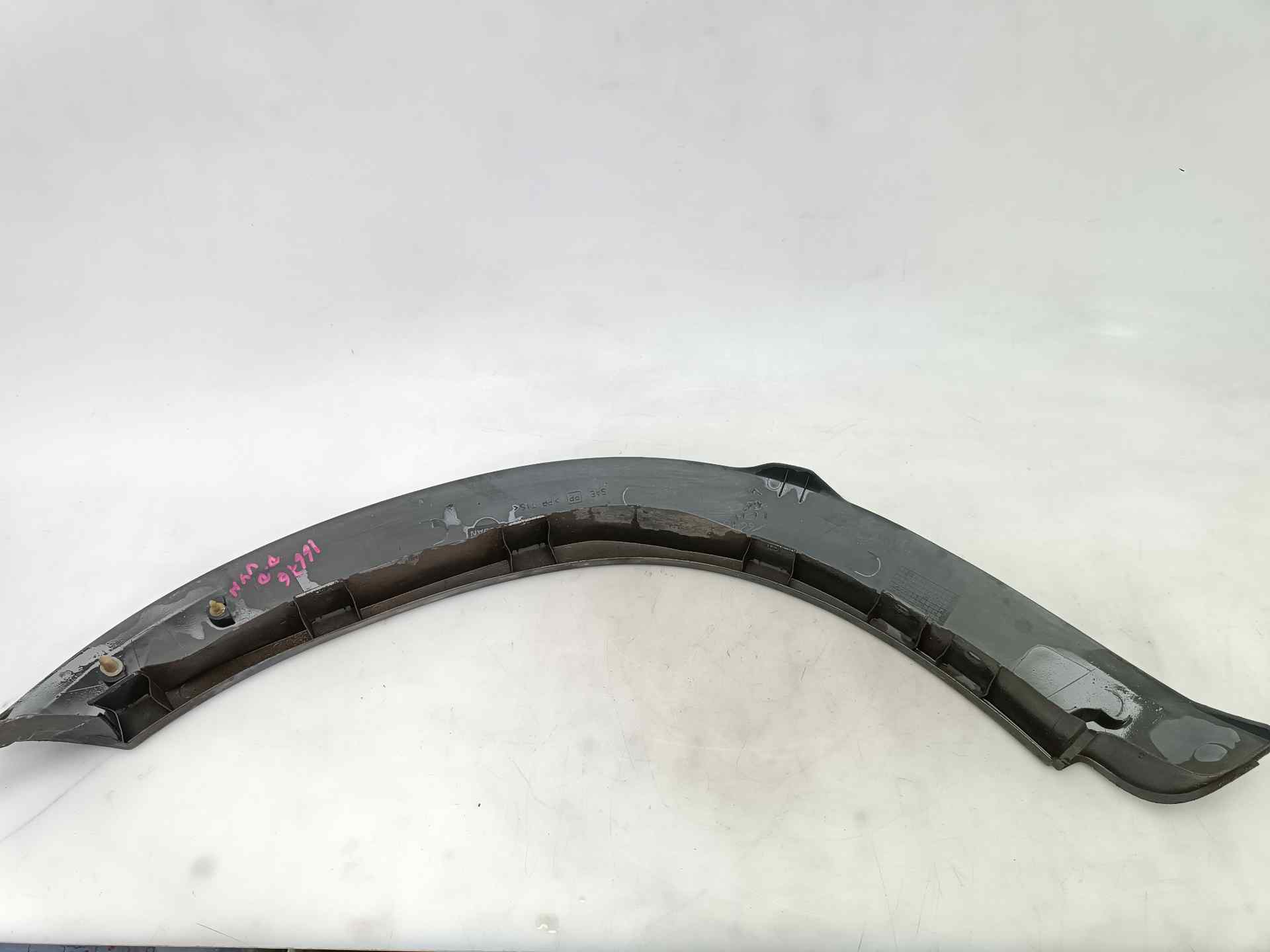 VOLVO Front Right Fender Molding 638100X801, 638100X801 24584181