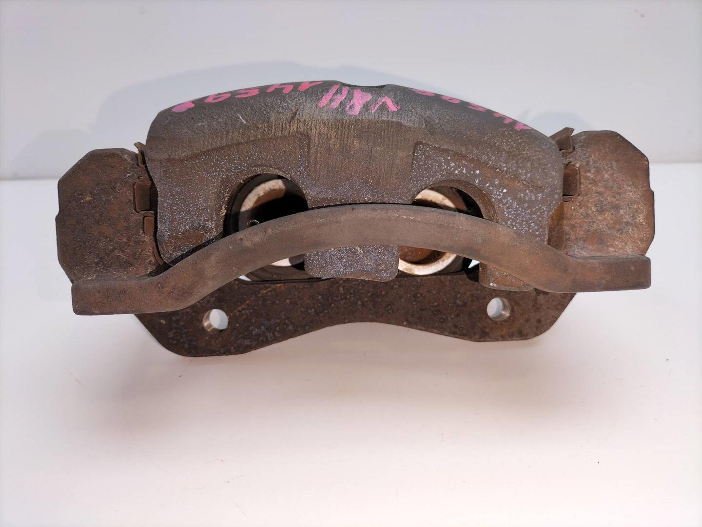 KIA Sorento 1 generation (2002-2011) Front Right Brake Caliper A008410080, KASCO 19141885