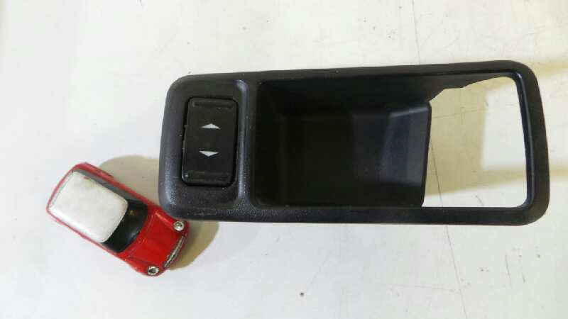 PEUGEOT Focus 2 generation (2004-2011) Front Right Door Window Switch 3M5T14529BB,1223141 19094525