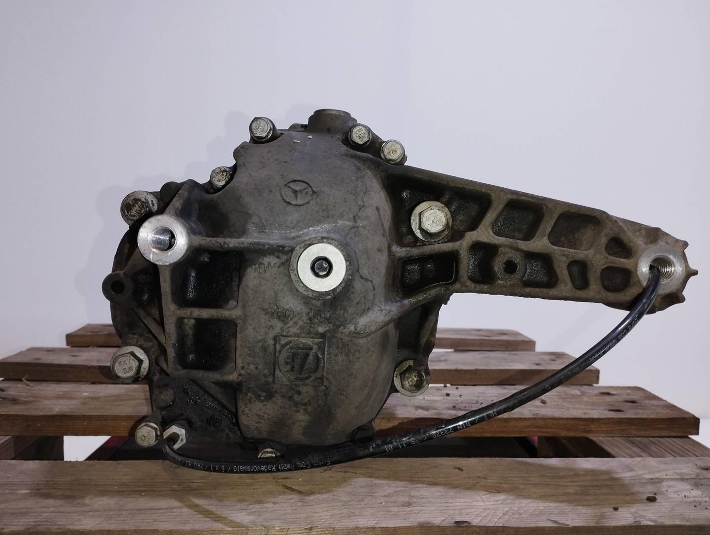 MERCEDES-BENZ M-Class W163 (1997-2005) Front Transfer Case 4460310010 19184607