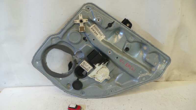 VOLKSWAGEN Bora 1 generation (1998-2005) Rear Right Door Window Regulator 1J4959812C,1J5839730G 19125415