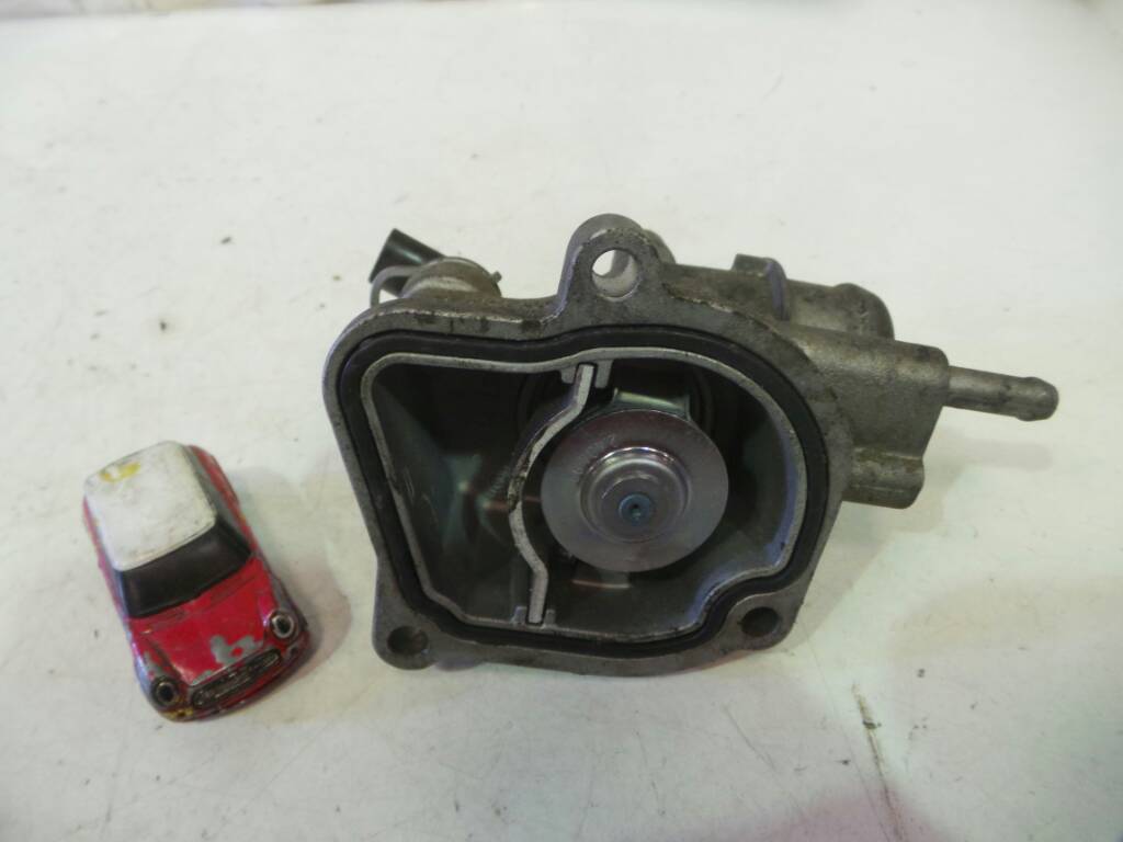 MERCEDES-BENZ C-Class W203/S203/CL203 (2000-2008) Thermostat A64620015, BEHR 19159827