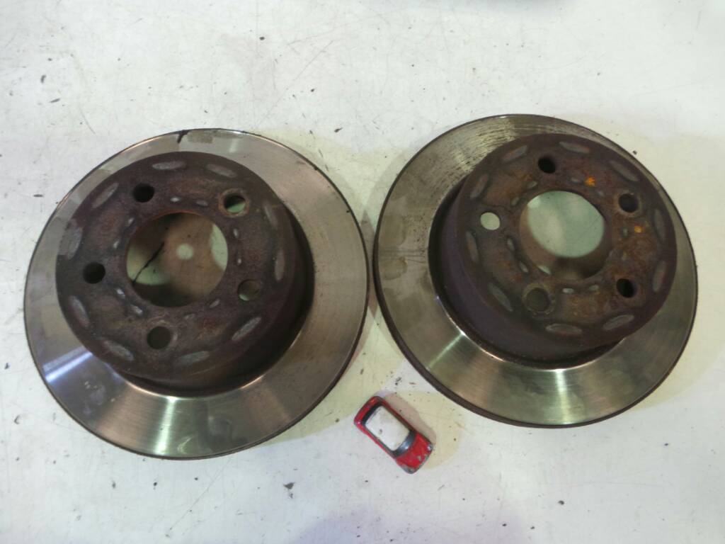 JEEP Grand Cherokee Front Right Brake Disc 24578769