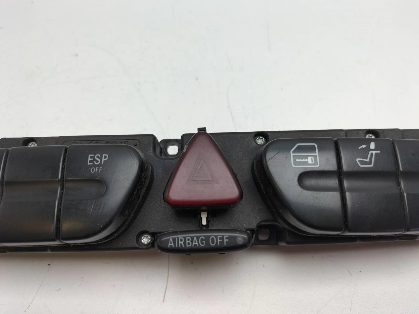 MERCEDES-BENZ C-Class W203/S203/CL203 (2000-2008) Hazard button 2038203710 19201720