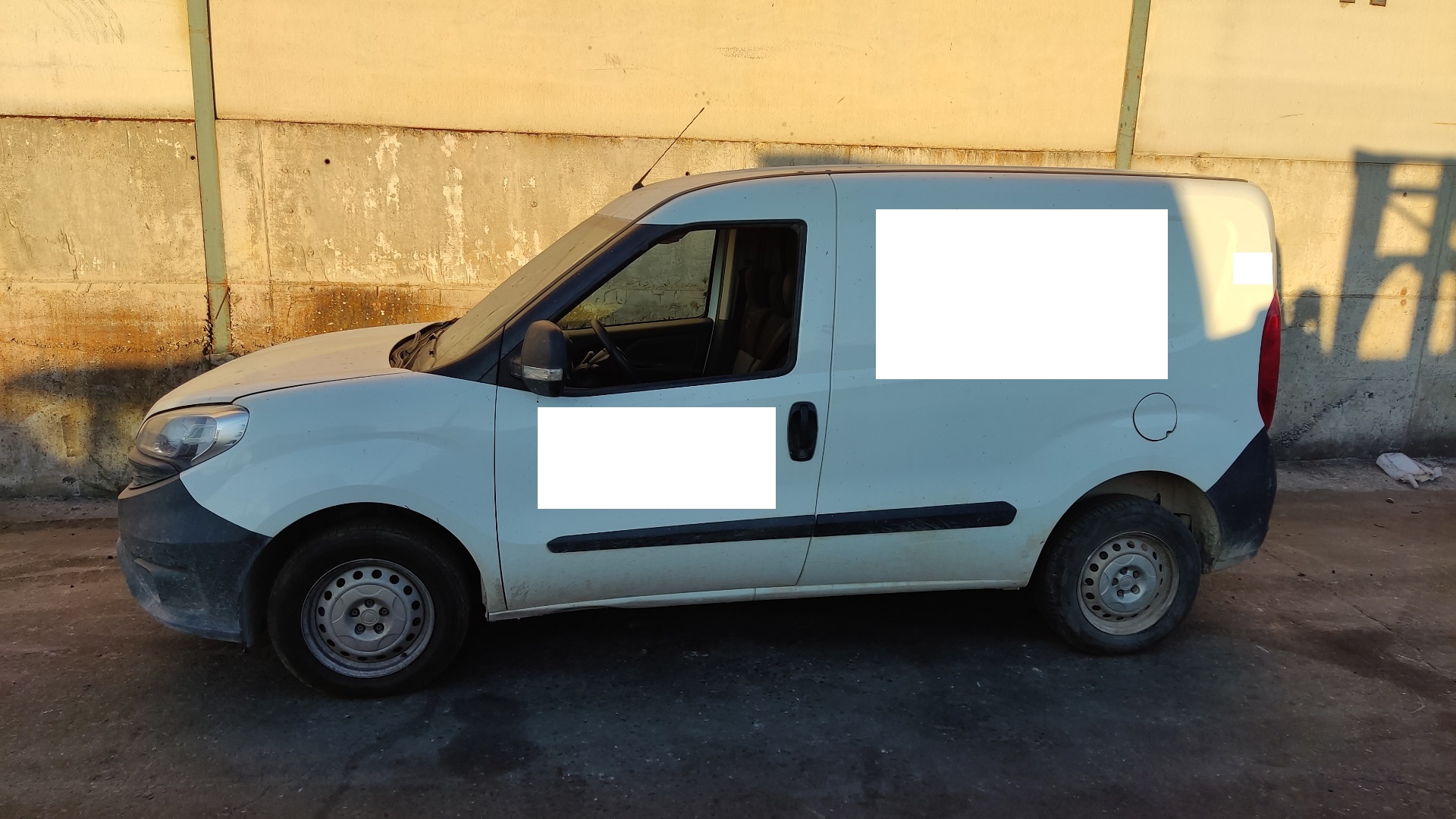 FIAT Priekinių kairių durų stiklo pakelėjas 51810880 21424855