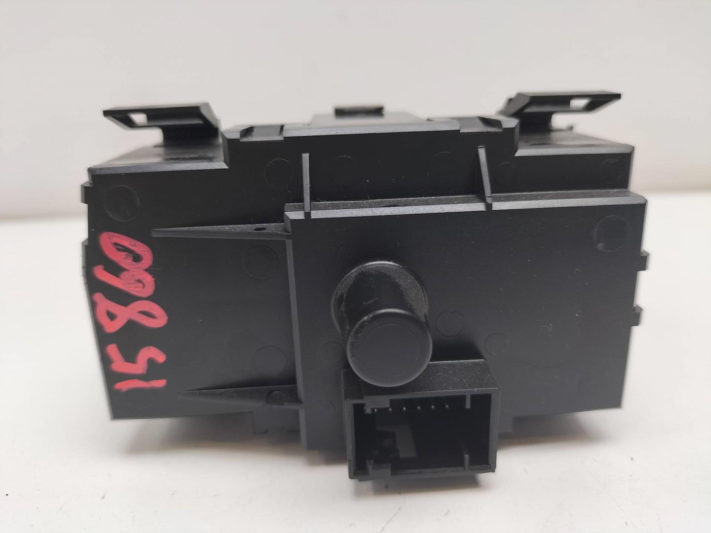 BMW 3 Series E90/E91/E92/E93 (2004-2013) Headlight Switch Control Unit 6932798 19190166