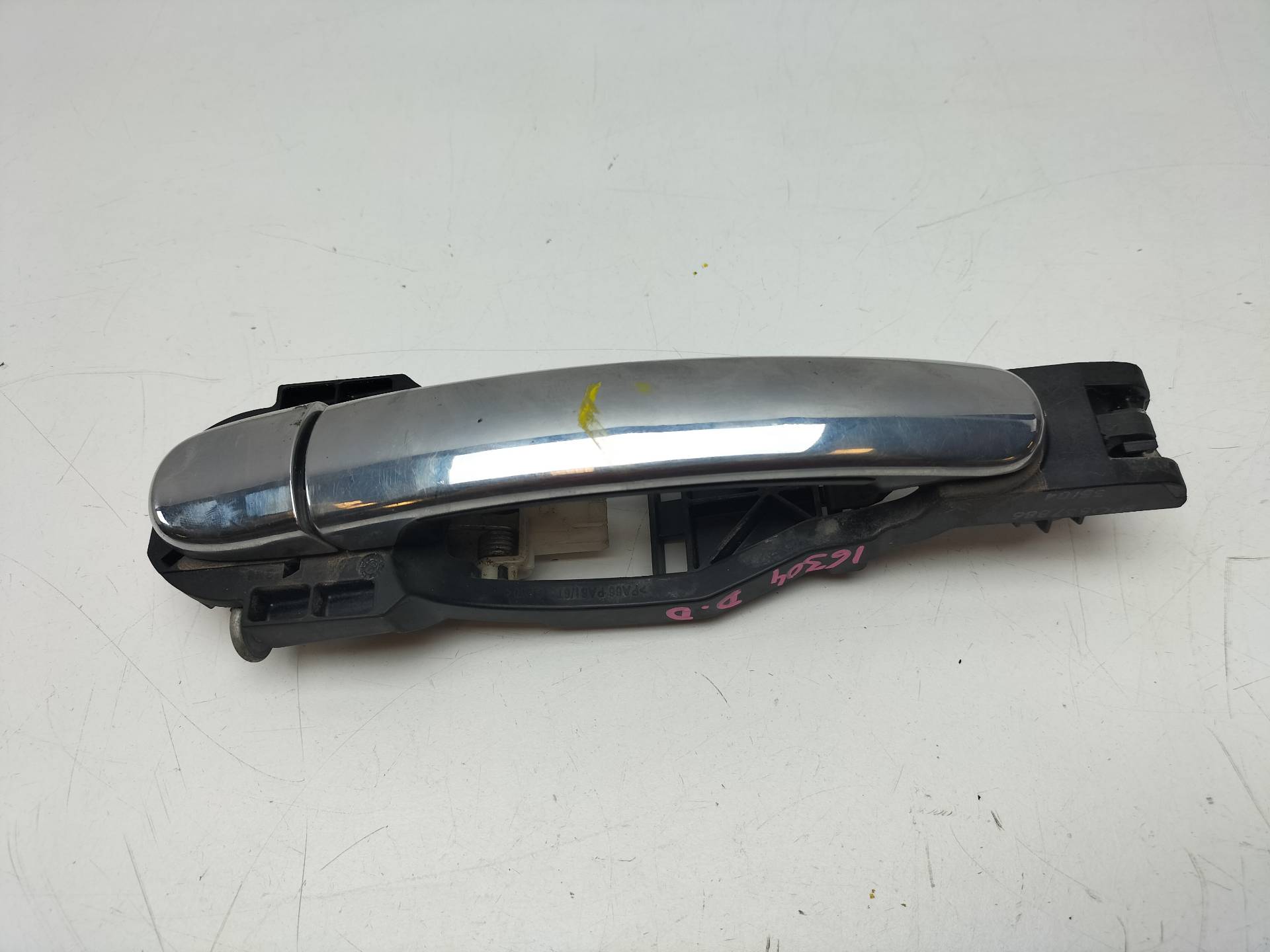 SEAT Toledo 3 generation (2004-2010) Främre höger dörr yttre handtag 5P0837886 21424956