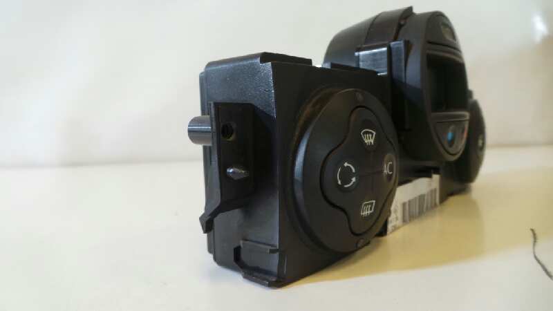 VAUXHALL Megane 2 generation (2002-2012) Climate  Control Unit 8200312940,VTH:0309852 19068780