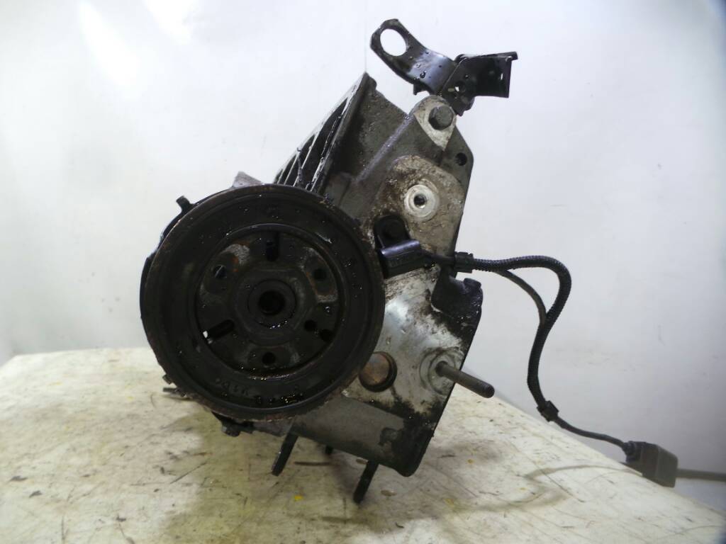 VOLKSWAGEN Bora 1 generation (1998-2005) Motorhenger feje ARL, 038103373R 19155585