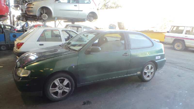 OPEL Ibiza 2 generation (1993-2002) Priekšējo labo durvju slēdzene 6K3837016D 19077446