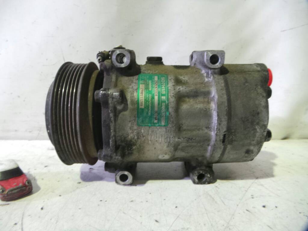 VAUXHALL Laguna 1 generation (1993-2001) Air Condition Pump 7700111289,8074A,SANDENSD7H15 18966473