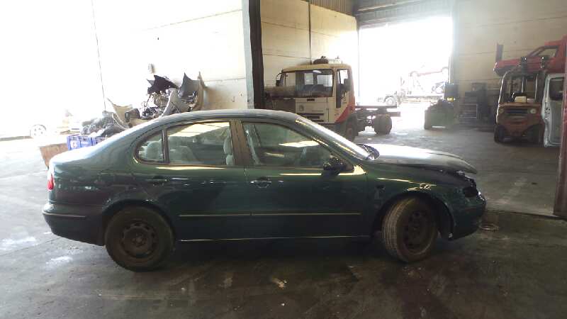 NISSAN Toledo 2 generation (1999-2006) Шкив распределительного вала 038109111A 19158759