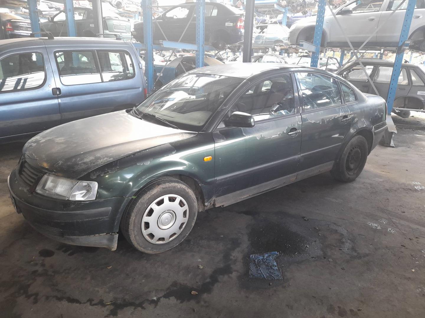 VOLKSWAGEN Passat B5 (1996-2005) Воздухомер воздушного фильтра 028906461, 0281002216 19148854