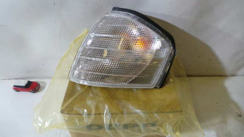 MERCEDES-BENZ C-Class W202/S202 (1993-2001) Front left turn light 4401502LAEC, MATERIALNUEVO, BLANCO 19113826