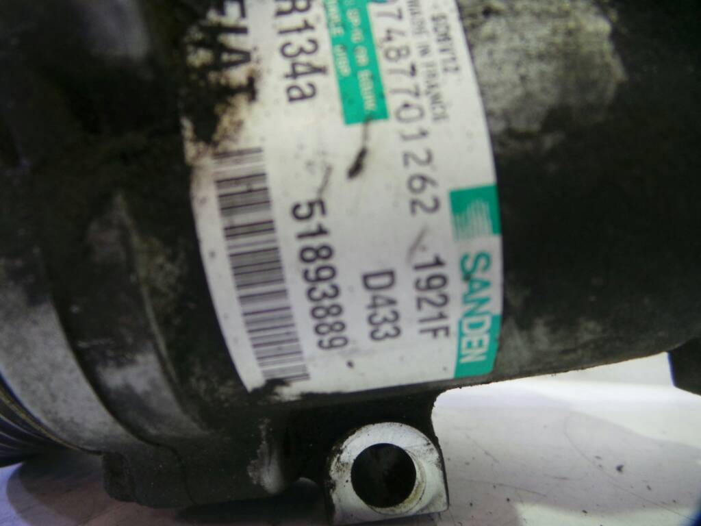 FIAT 940 (2010-2020) Air Condition Pump 51893889, 1921F 18996498