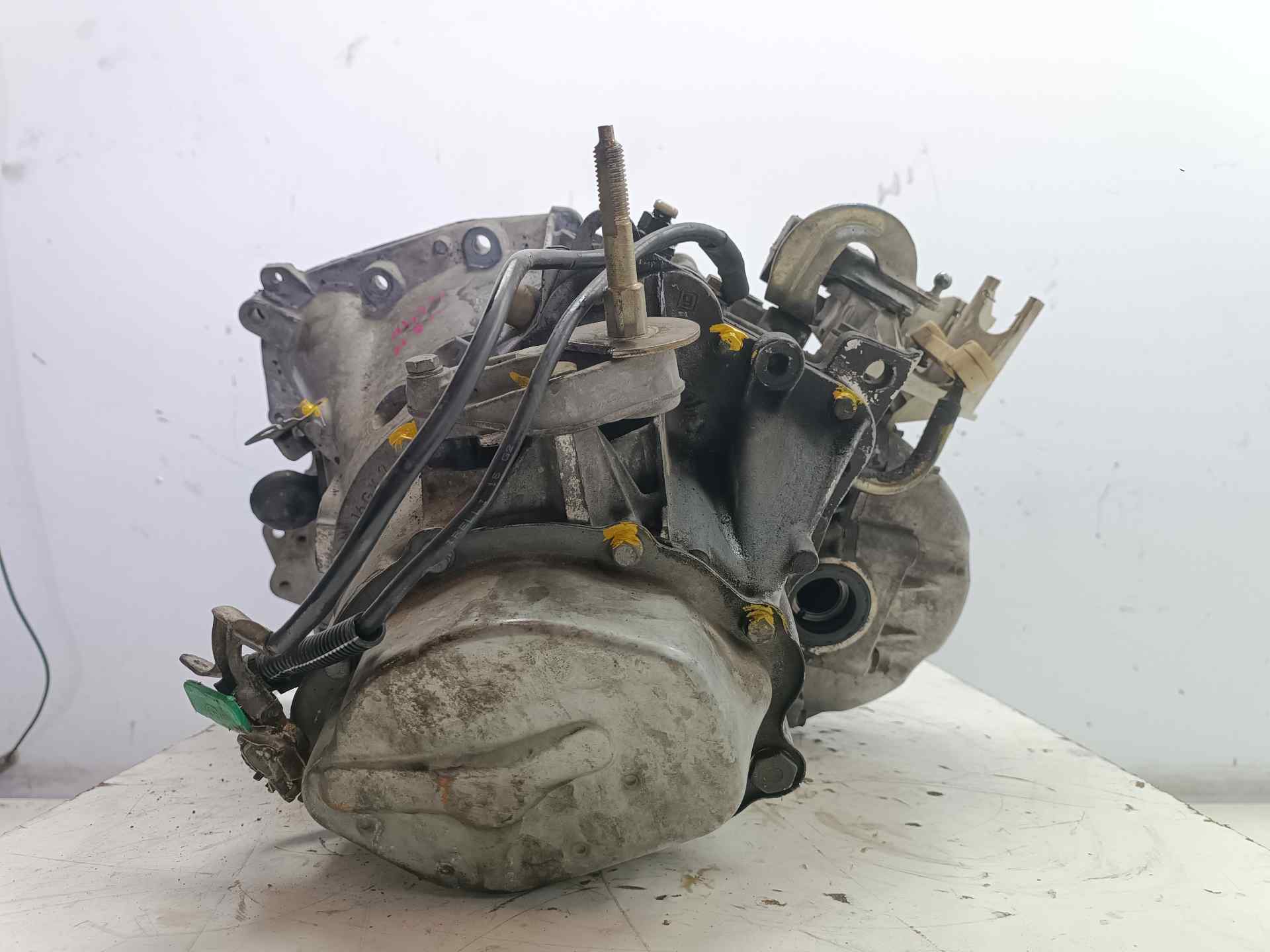 MITSUBISHI 307 1 generation (2001-2008) Gearbox 20DM39,20DM39 24584022